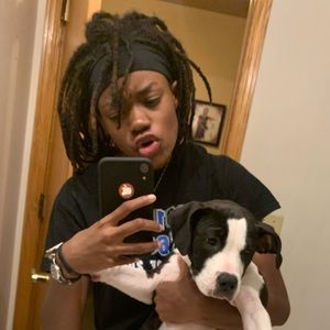 Meet your Posher, Theo